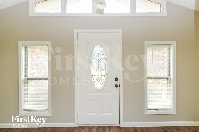 Foto del edificio - 2100 Cedar Ct