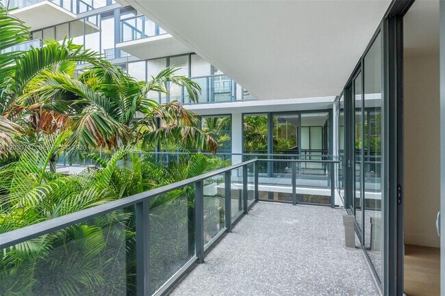 Foto del edificio - 1176 97th St