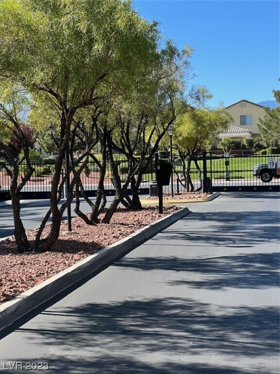 Building Photo - 7817 Ellendale Ct