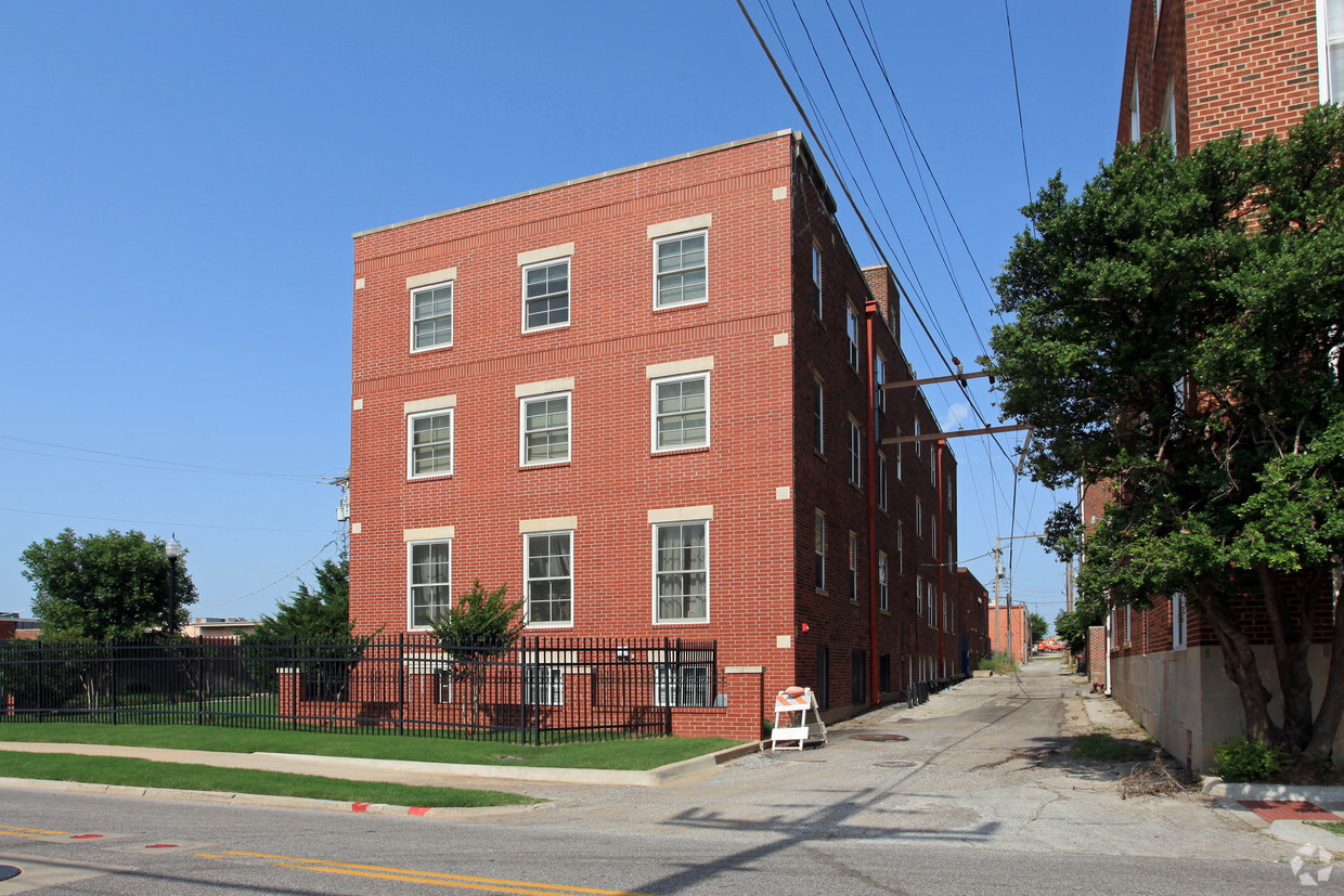 Building Photo - Harvey Lofts