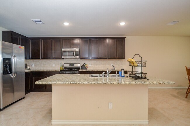 Building Photo - 9426 Barton Crossing Ln