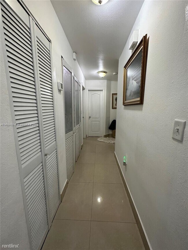 Foto del edificio - 3 br, 2 bath House - 17652 NW 76th Ct # 0