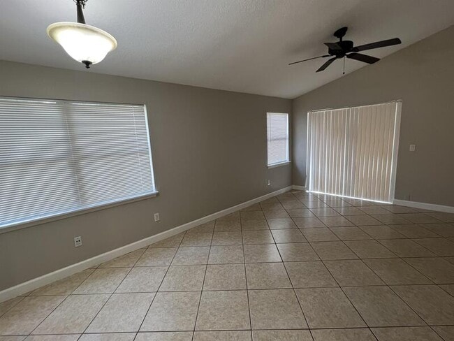 Foto del edificio - 11644 Sarita Ct