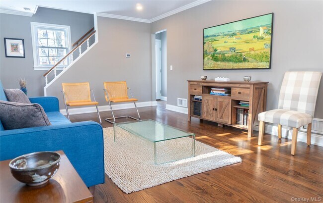 Building Photo - 93 Beverly Rd