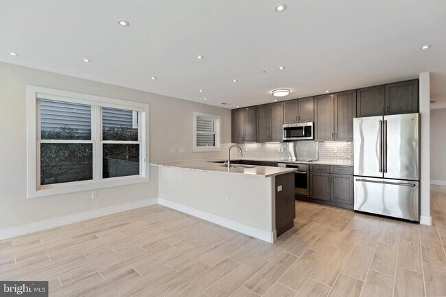 Foto del edificio - 14732 Patuxent Ave