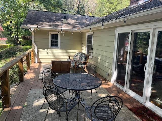 Building Photo - 713 Maybank Dr