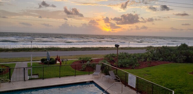 View from balcony Sunny Beach Club 4.8 stars - 2730 Ocean Shore Blvd