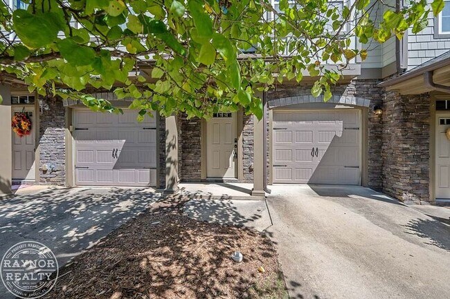 Building Photo - 7916 Dukes Dynasty Dr