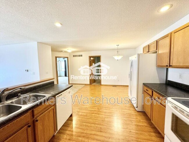 Foto del edificio - 2011 E 1st Ave