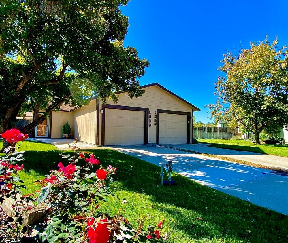 Foto principal - 1305 E Boise Ave
