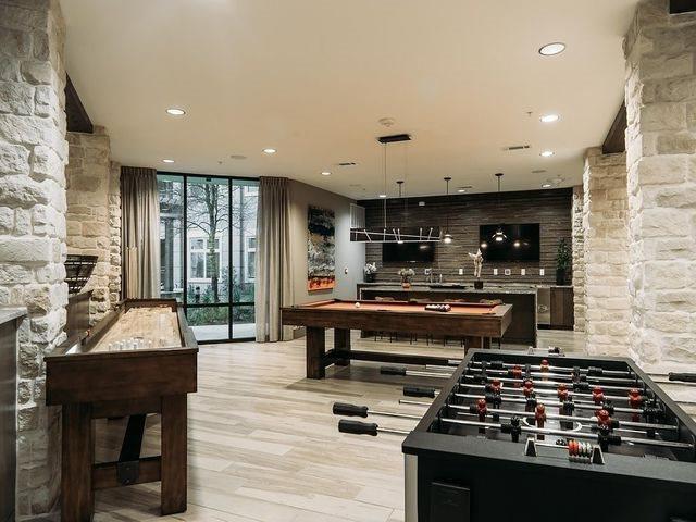 Foto del edificio - 3231 N Loop 1604 W