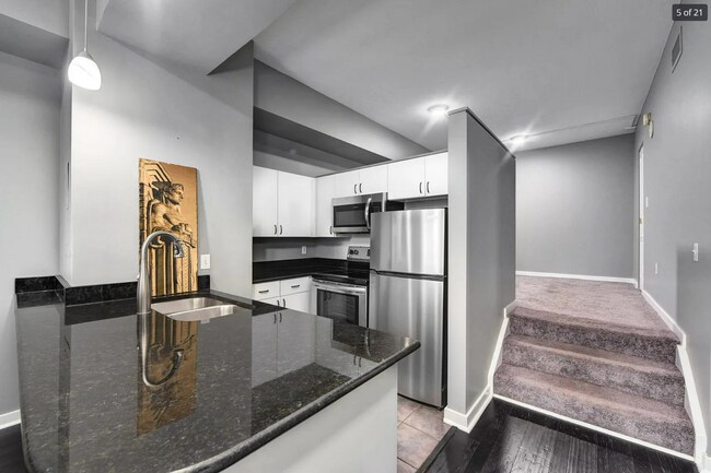 Foto del edificio - 750 Prospect Ave E