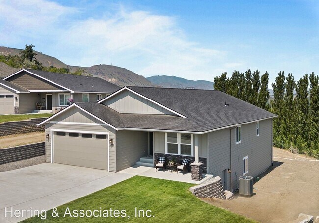 Foto del edificio - 3 br, 3 bath House - 3020 Riverview Lane