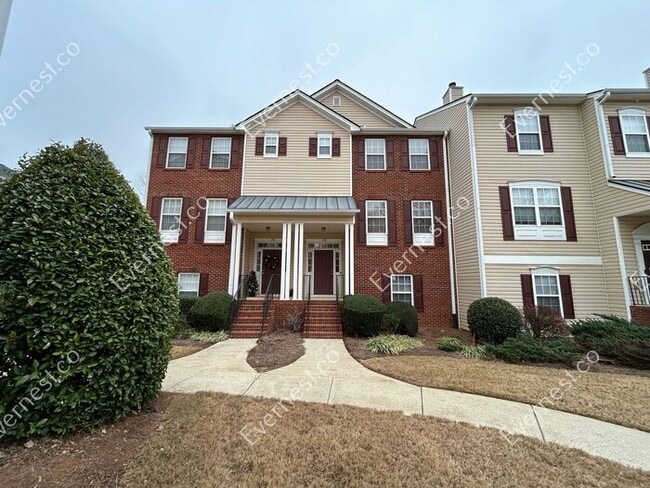 Building Photo - Bright 3-Bedroom Townhome with Ample Space...