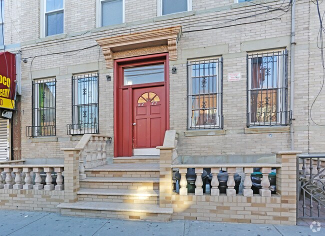 Building Photo - 63-33 Forest Ave