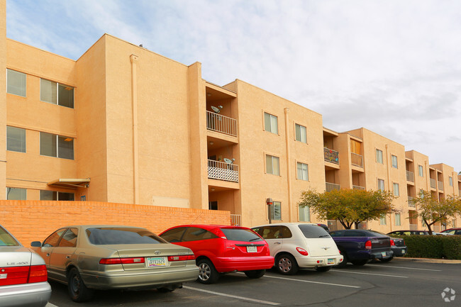 Foto del edificio - Council House Apartments