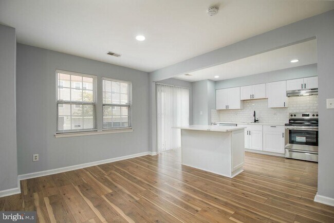 Foto del edificio - 11400 Appledowre Way