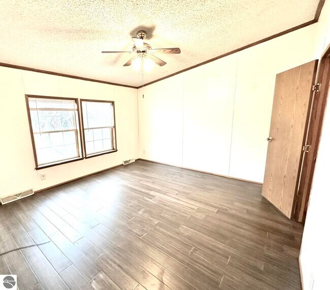 Building Photo - 105 Tippi Trail