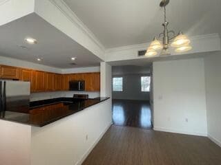 Building Photo - 608 Fern St