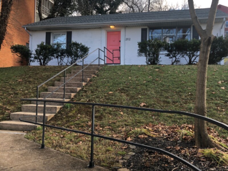 Primary Photo - 2112 Stephenson Ave SW