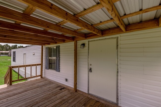 Building Photo - 37 C Riverside Ln