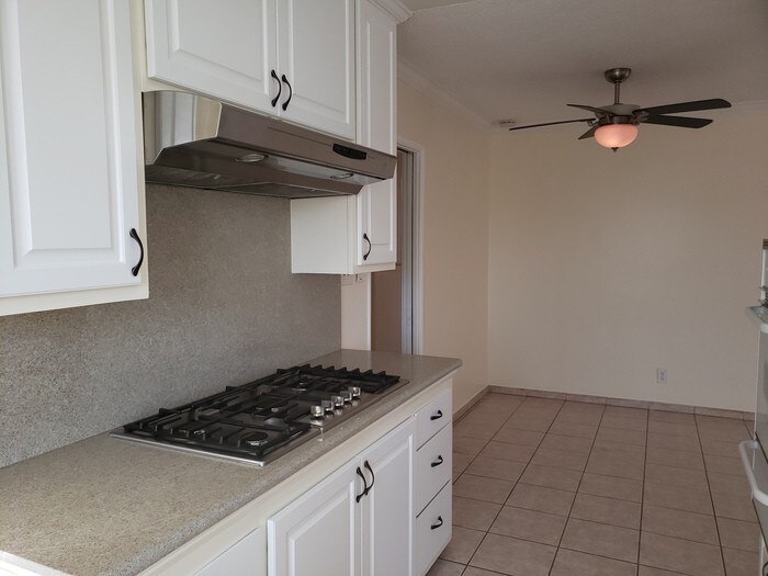 2125 W 157th St Unit 6 Apartments In Gardena Ca Westside Rentals