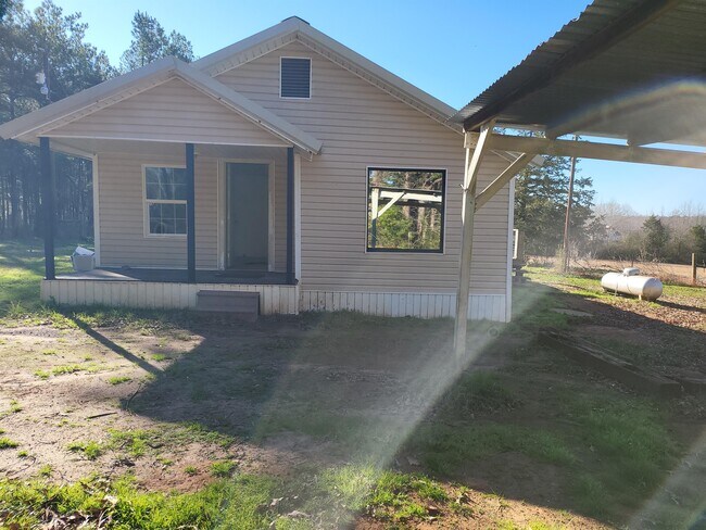 Building Photo - 299 Co Rd 111