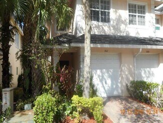Building Photo - 3021 NW 30th Ave