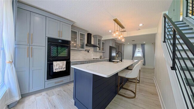 Foto del edificio - 16948 Corner Hill Ct