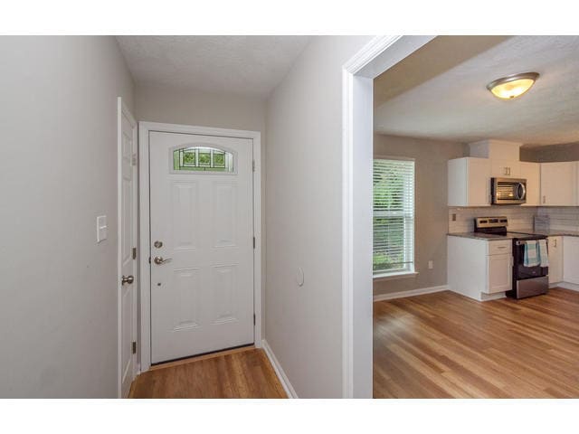 Building Photo - 148 Shawns Way