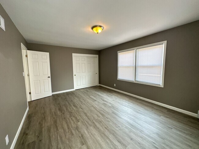 Foto del edificio - 3152 N 42nd Pl