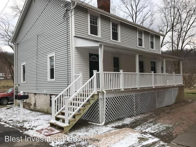 Primary Photo - 227 Glass Run Rd
