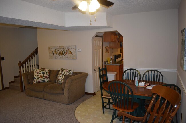 Foto del edificio - 805 Tiger Creek Rd