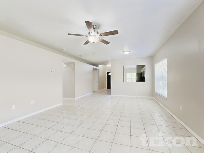 Building Photo - 1816 Coyote Pl