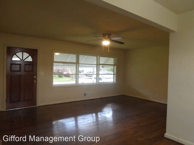 Building Photo - 3 br, 2 bath House - 8209 Wedgewood Drive