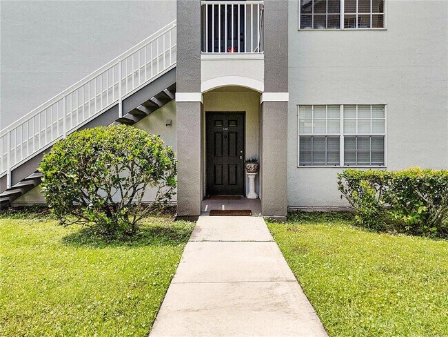 Foto del edificio - 13929 Fairway Island Dr