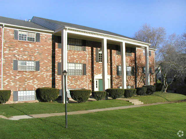 View of Best Luxury Heritage Park Apartments for Rent - Wilmington, DE ...