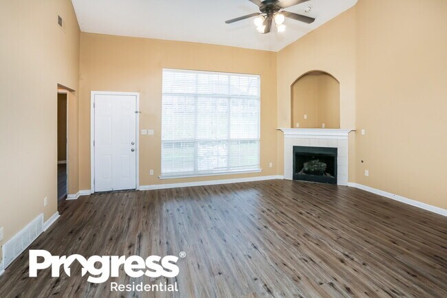 Building Photo - 1100 Green Fern Cove