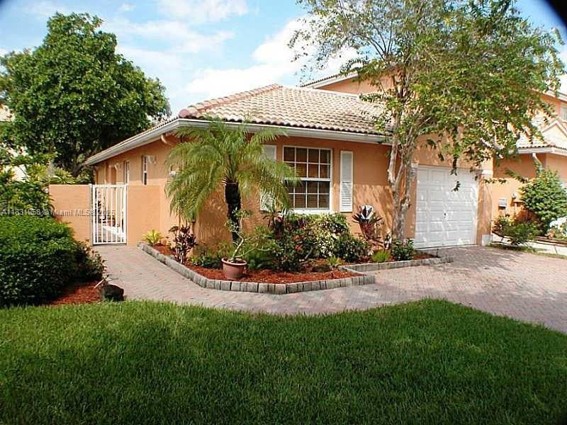 Primary Photo - 9151 NW 40th St