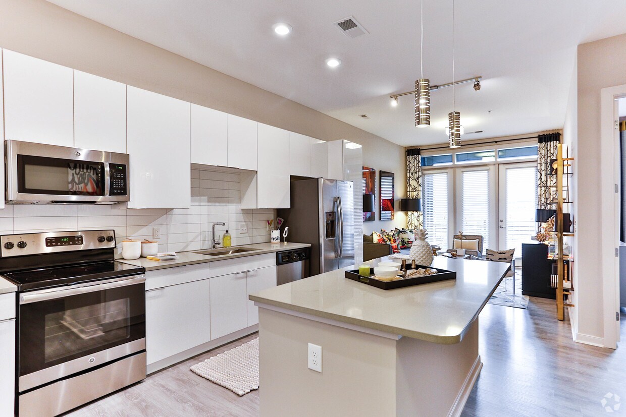 Solis Southline Apartments Charlotte, NC