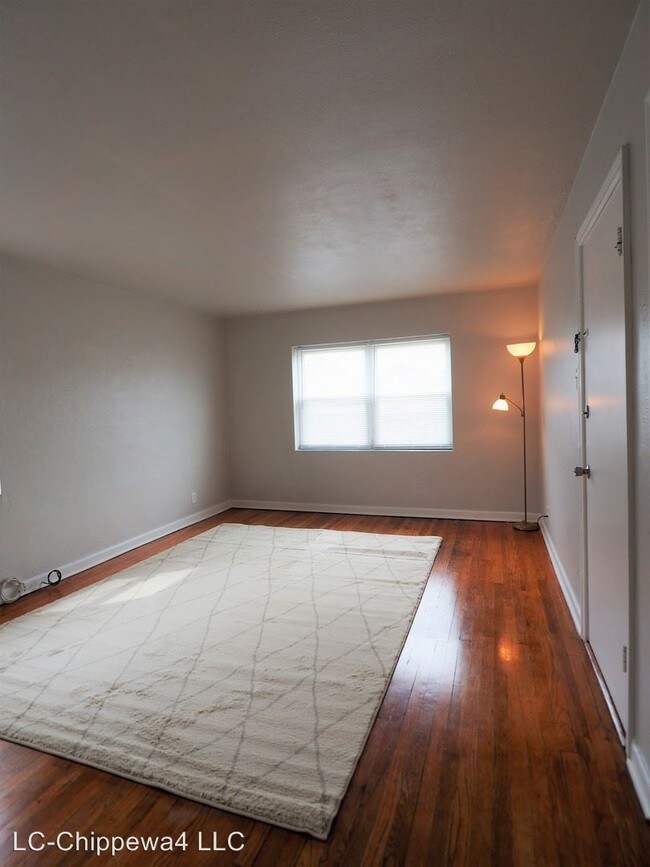 Foto del edificio - 5412 Chippewa St