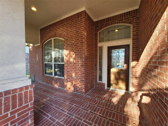 Building Photo - 30414 Avera Creek Dr