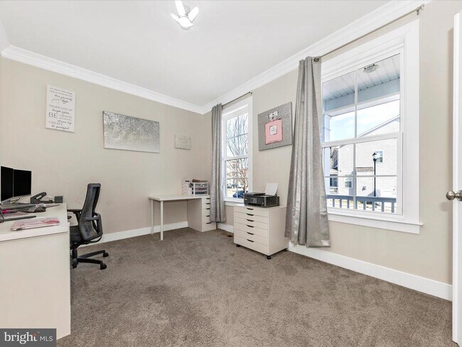Foto del edificio - 1807 Fairway Ln