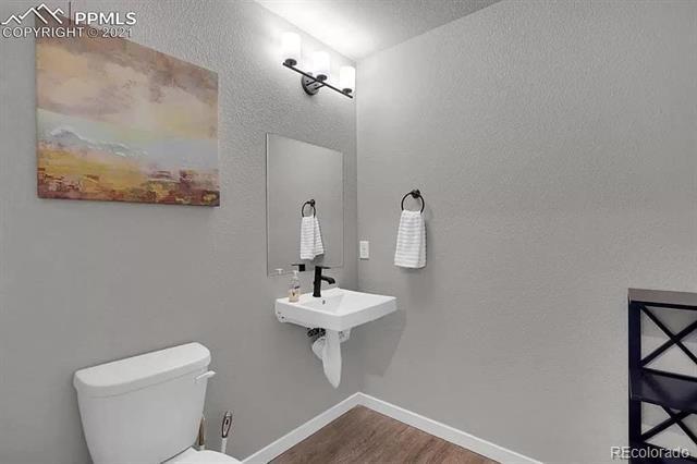 Foto del edificio - 5451 Necker Heights