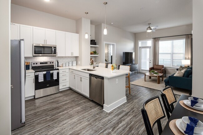 Interior Photo - Abberly Royal Creek Apartment Homes