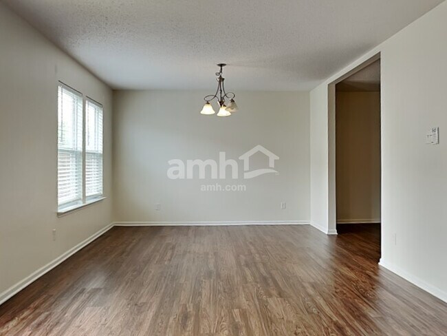 Building Photo - 9951 Sapphire Berry Ln