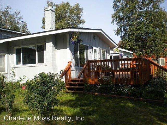 Primary Photo - 2268 W Lake Lucille Dr