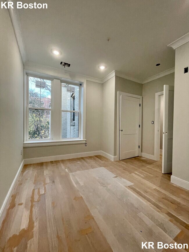 Building Photo - 46 Englewood Ave