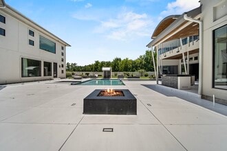 Building Photo - 4043 Maranatha Dr