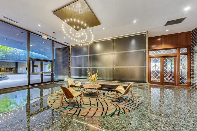 Foto del edificio - 505 S Shore Dr